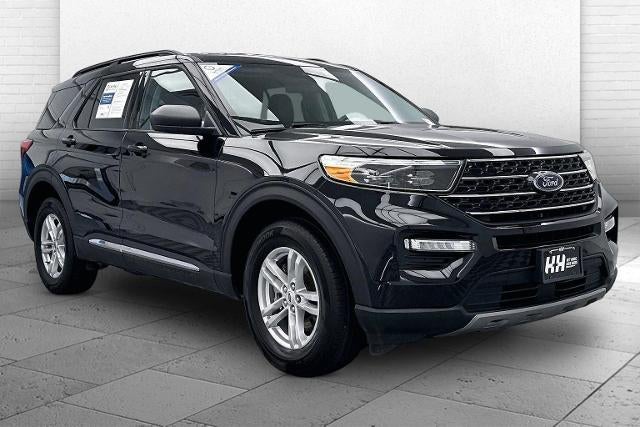 2024 Ford Explorer XLT in Black — front three-quarter view