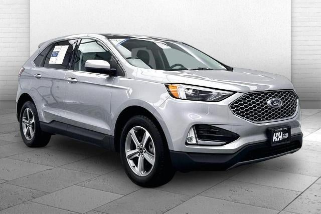 2023 Ford Edge SEL in Silver — front three-quarter view