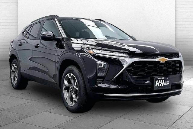 2026 Chevrolet Trax LT in Mosaic Black Metallic — front three-quarter view