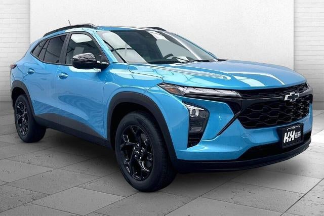 2026 Chevrolet Trax LT in Marina Blue Metallic — front three-quarter view