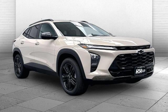 2026 Chevrolet Trax ACTIV in White Sands — front three-quarter view