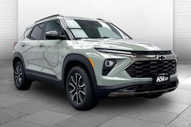 2026 Chevrolet Trailblazer ACTIV in Cacti Green — front three-quarter view